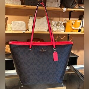 Large zip tote fluorescent pink